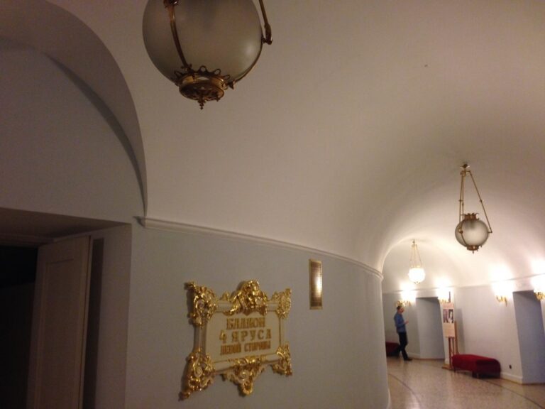 skrytyj-montazh-otverstiya-v-betone